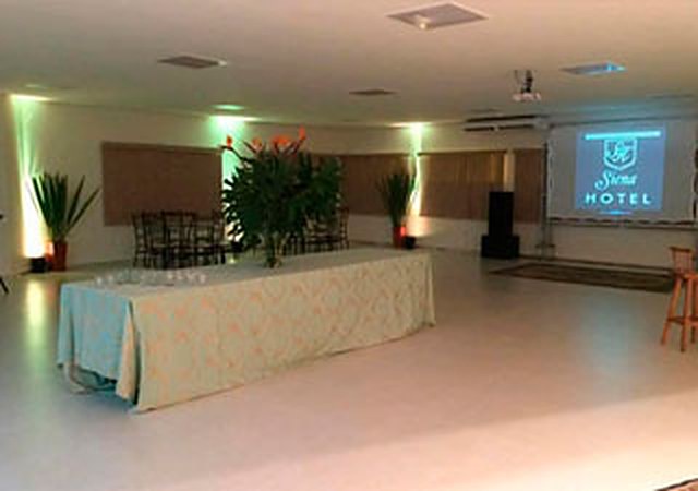 Salão decorado para evento